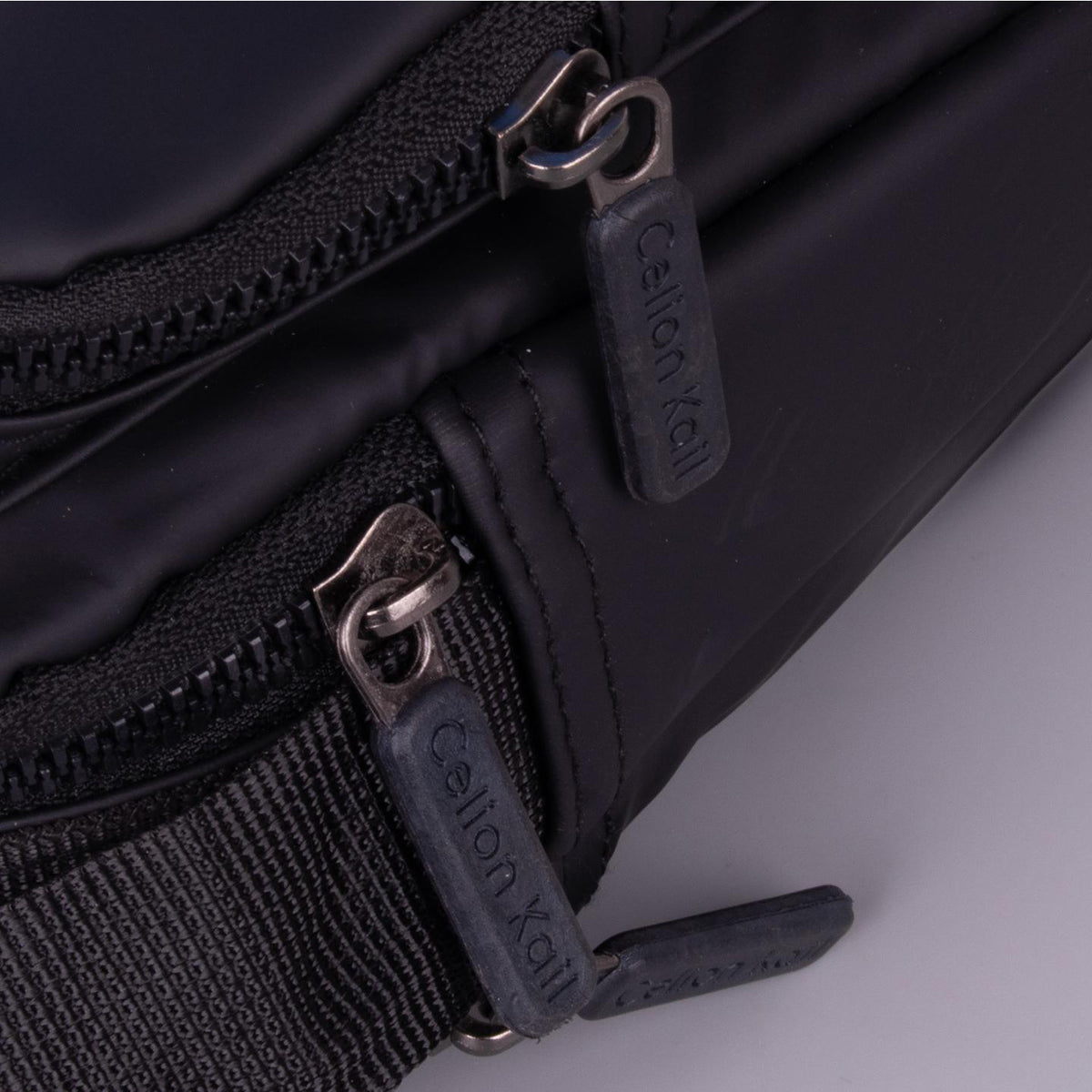 CELION KAIL Men's Urban Crossbody Small Bag Compact 13×19×5cm Bag Black For Phone Keys Cards